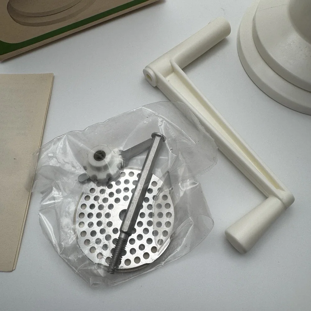 Vtg Sears Baby Fresh Food Mash Grinder Mill Portable Healthy Infant + Manual NEW